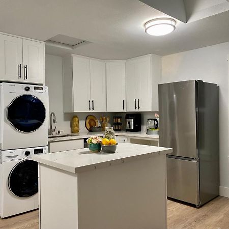 Tacoma 2 Bedrooms 1 Baths Sleep 5 With Compact Kitchen מראה חיצוני תמונה