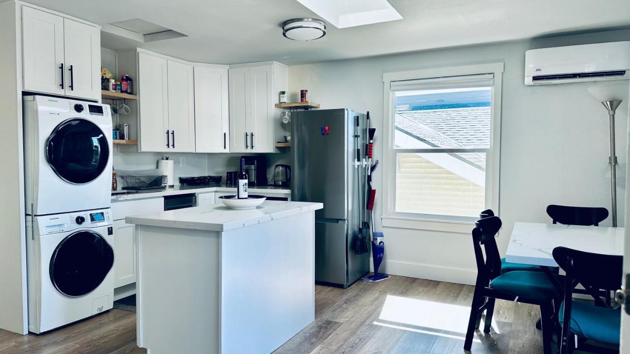Tacoma 2 Bedrooms 1 Baths Sleep 5 With Compact Kitchen מראה חיצוני תמונה